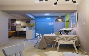 你家餐廳太擠了，看看別人家的！