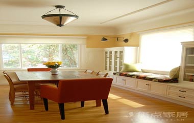 厲害了!他竟然自己造了一個(gè)飄窗!