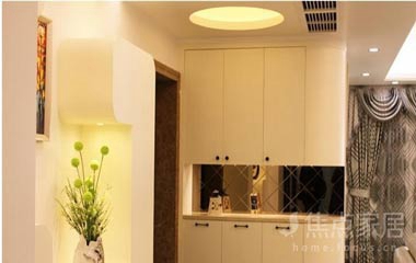 進門玄關鞋柜效果圖