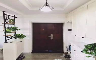 玄關別的可以不要，但一定要可以坐下來換鞋子！