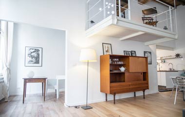 意大利簡約躍層公寓