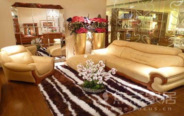 簡約裝修搭配別致沙發