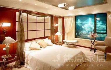 燈光與色彩的交相輝映