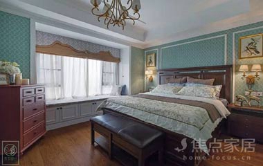 他竟然自己造了一個飄窗