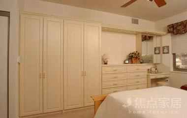 衣柜+電視柜組合，搞大你的小房間，簡(jiǎn)潔實(shí)用又漂亮