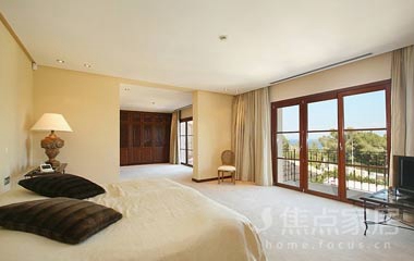 臥室陽臺裝修圖片的設計