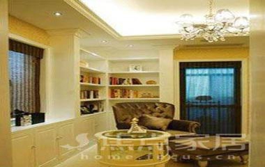 看80后事業女　打造高雅有品位