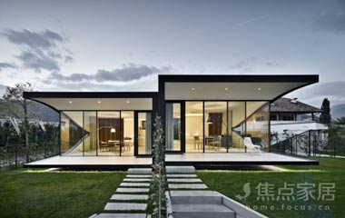 意大利Bolzano融于自然的鏡面度假屋（組圖）