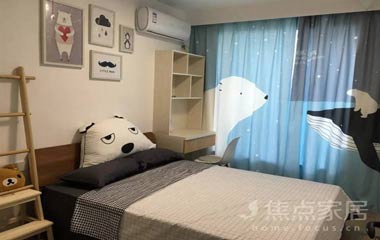 糾結(jié)裝次臥還是書房了，合在一起不是很好嘛！