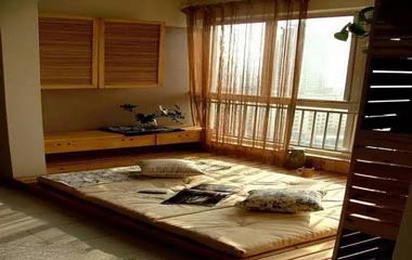 一個地臺，“小”家立馬變“大”家