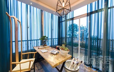 太小沒書房？陽(yáng)臺(tái)巧做書房攻略介紹