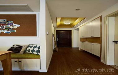 走廊面積浪費(fèi)太可惜了，改成收納多實(shí)用