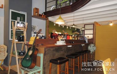 后現(xiàn)代裝飾畫在各個空間的裝修設(shè)計